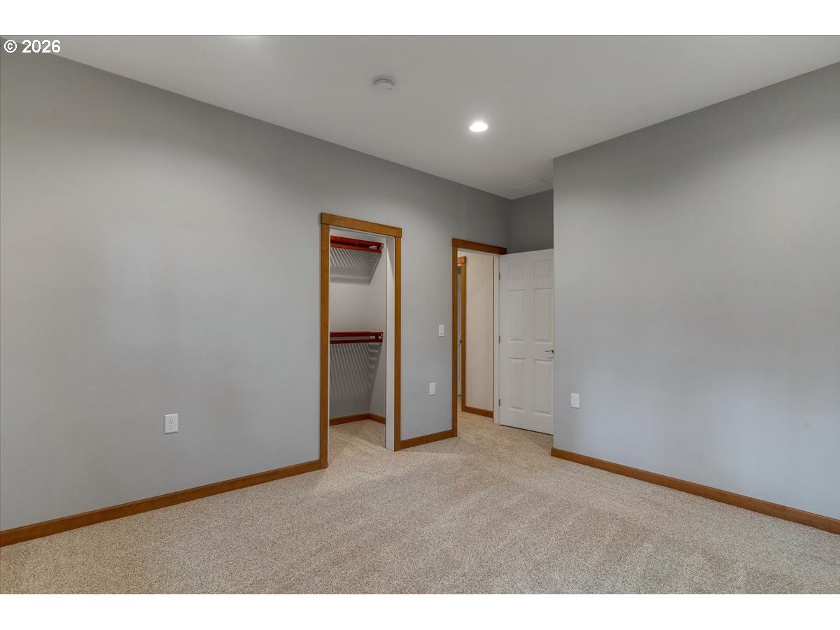 15577 Oakdale Rd Property Photo 26