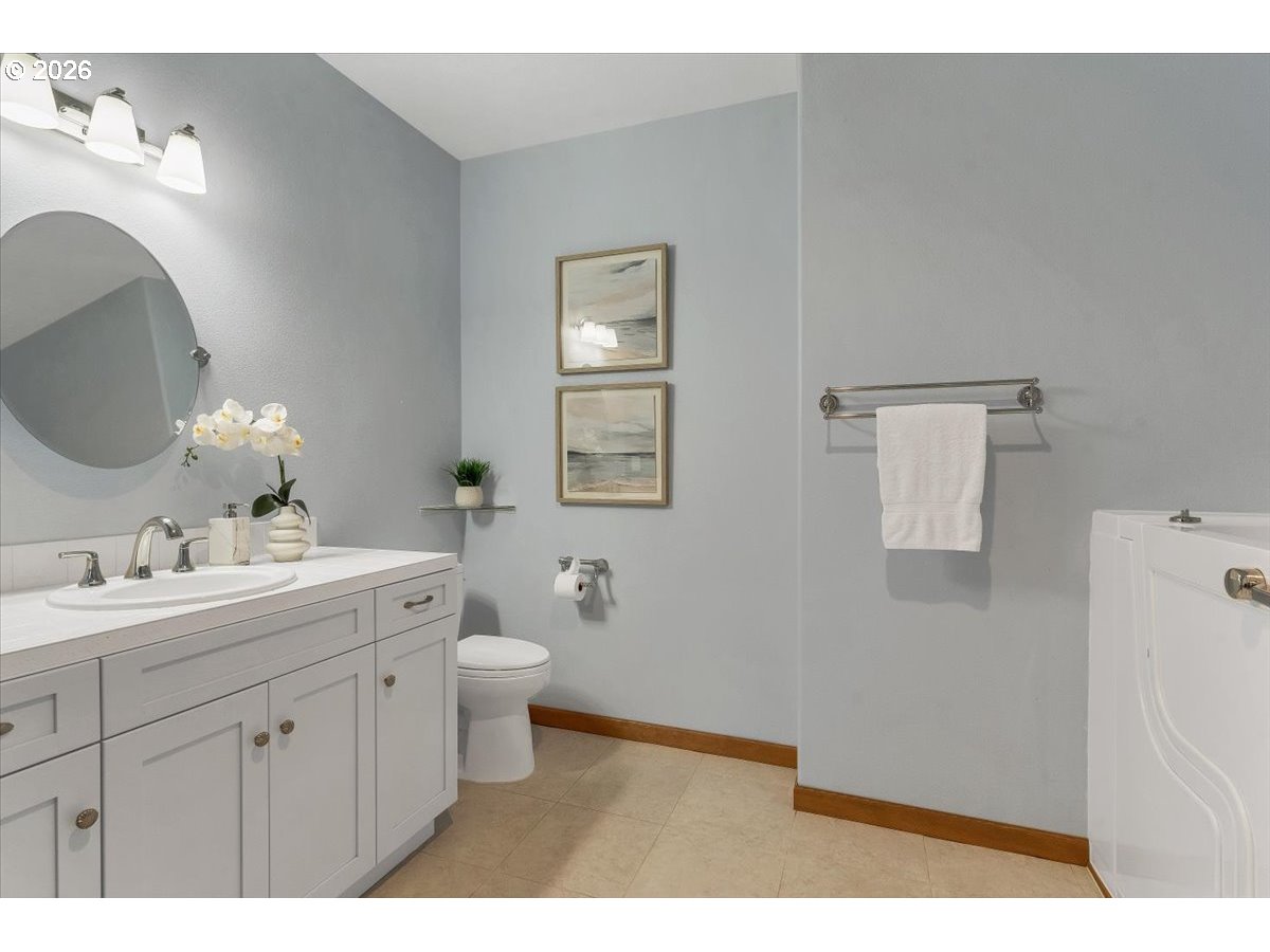 15577 Oakdale Rd Property Photo 31