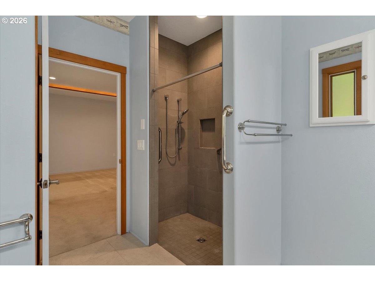 15577 Oakdale Rd Property Photo 37