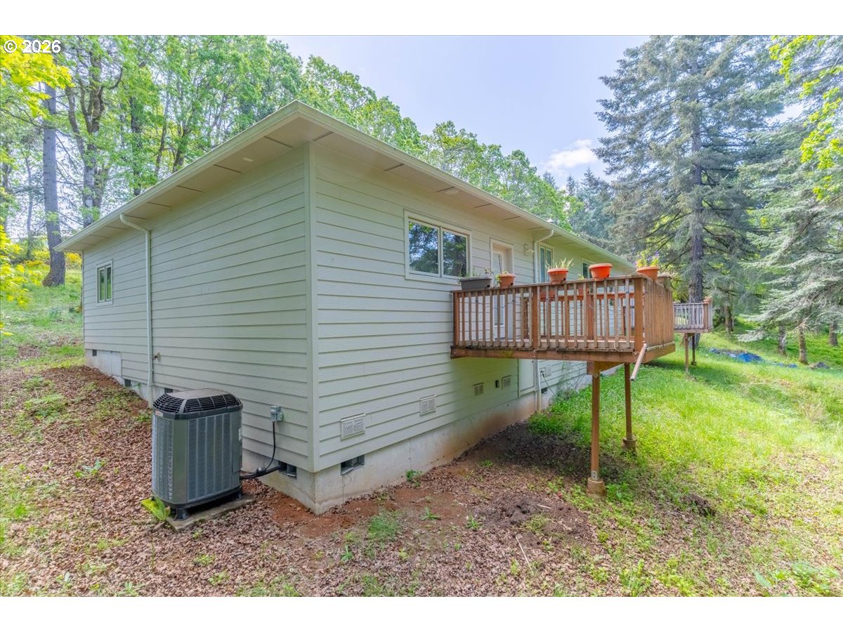 15577 Oakdale Rd Property Photo 39