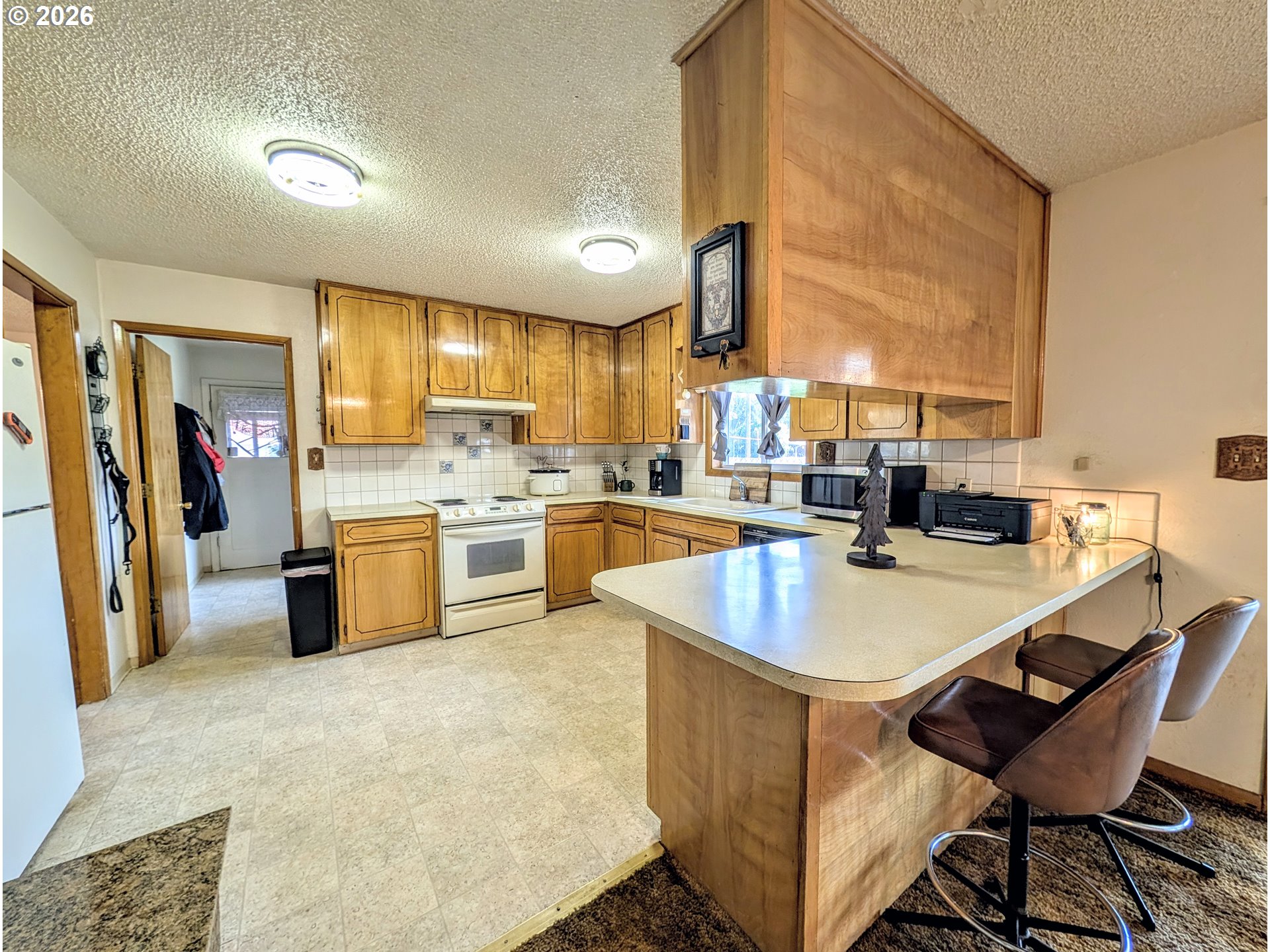 10301 Emily Dr Property Photo 4