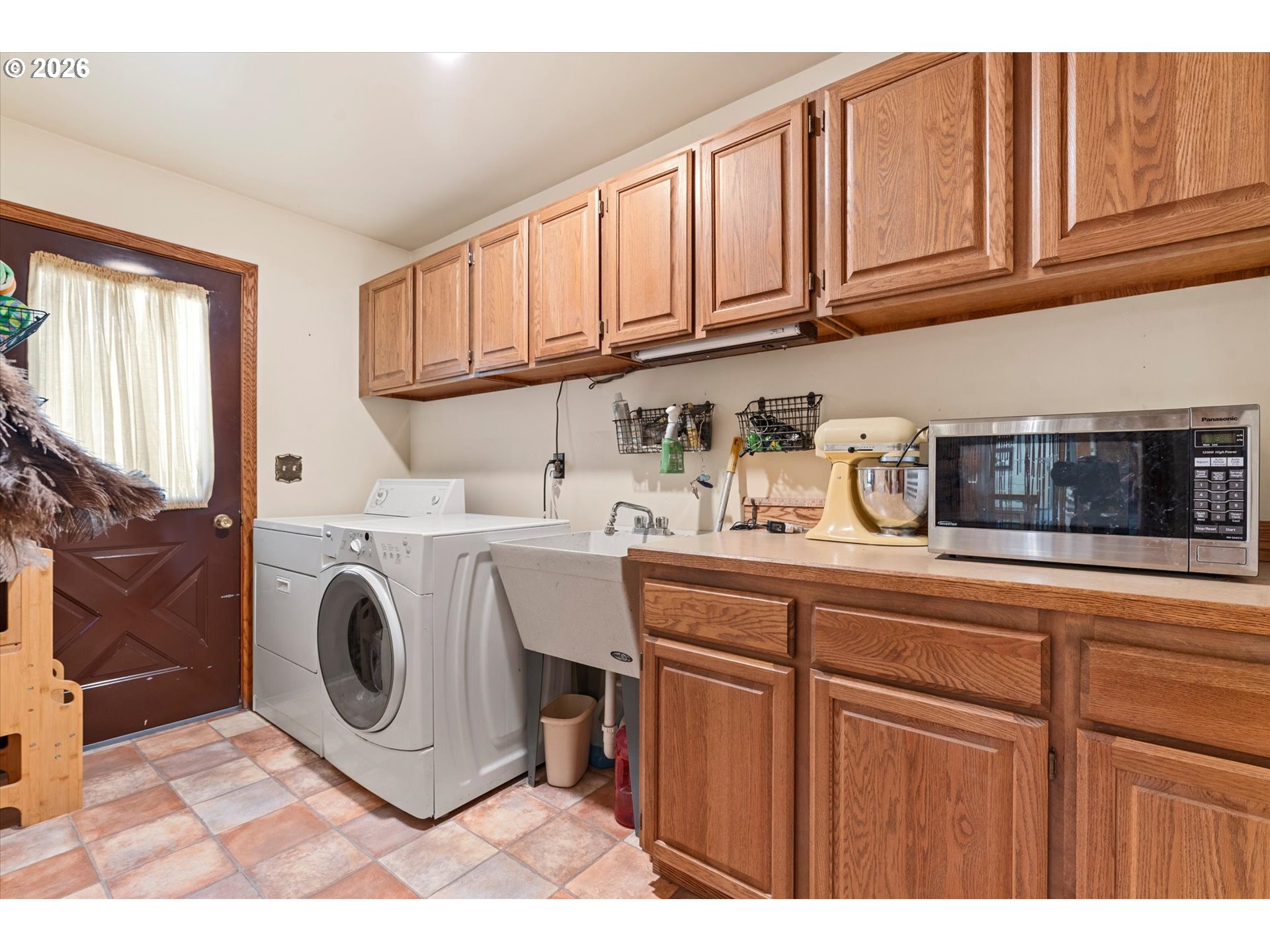 208 Adam Dr Property Photo 14