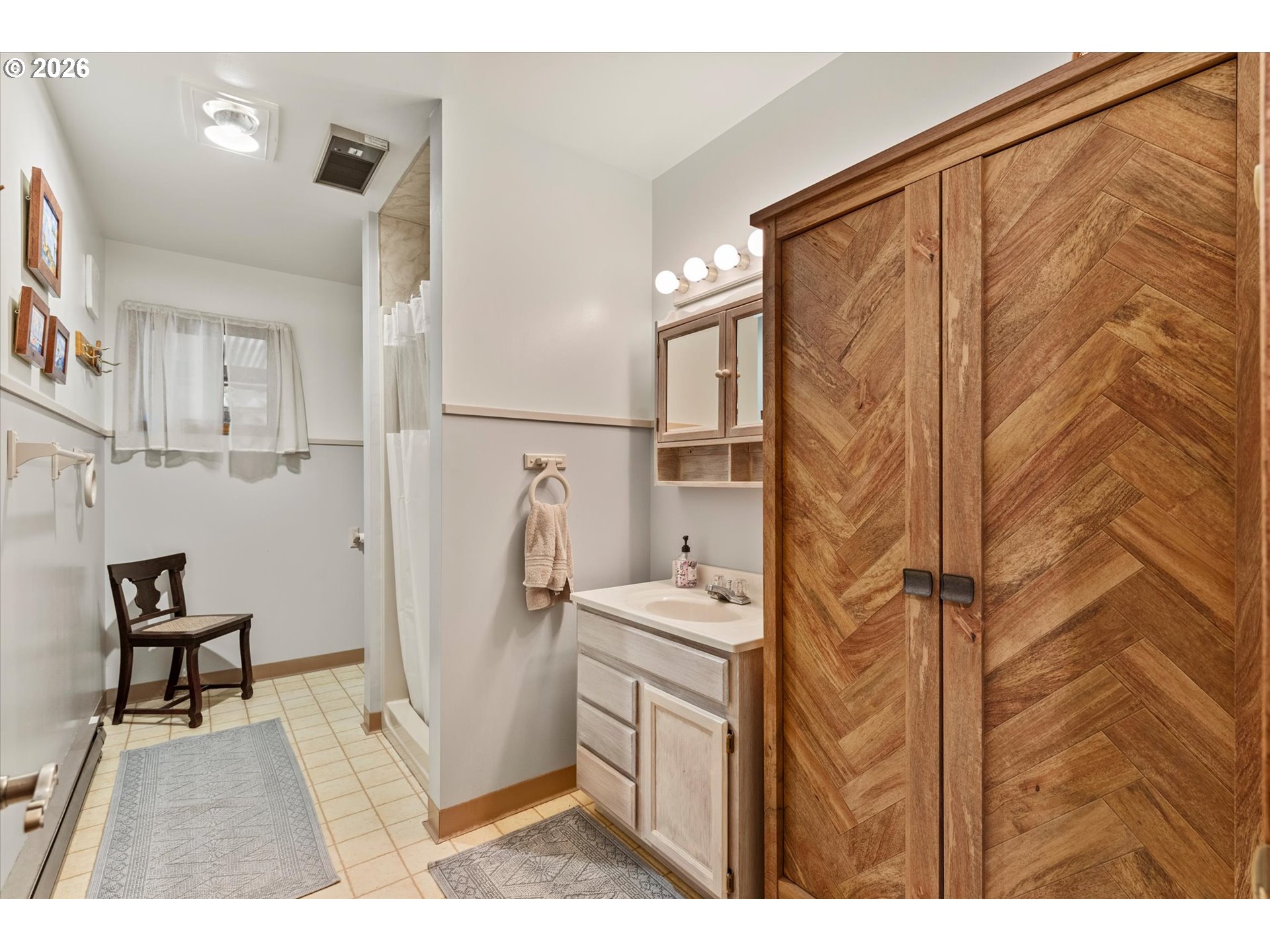 208 Adam Dr Property Photo 25
