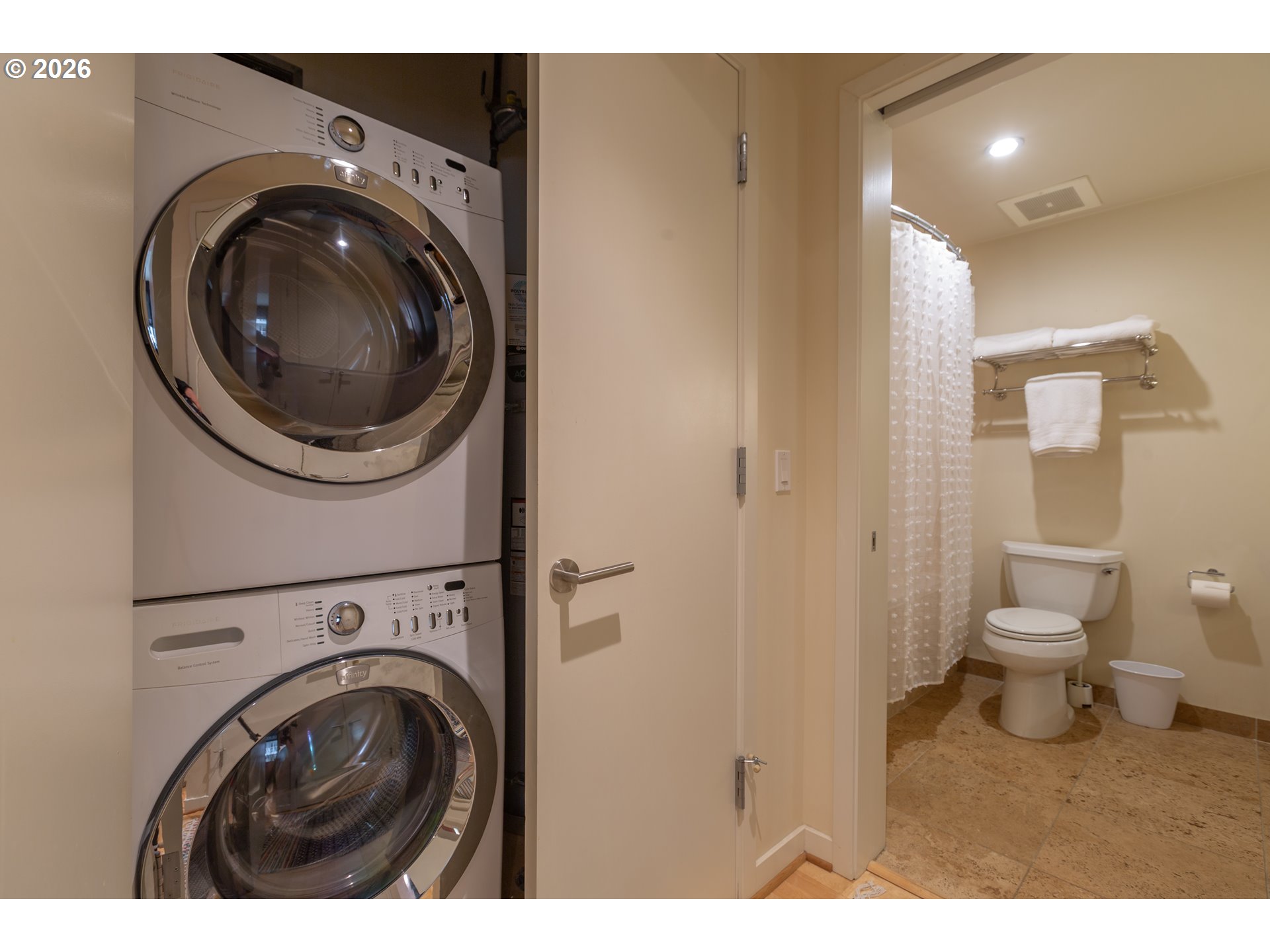 1830 Nw Riverscape St 307 Property Photo 19