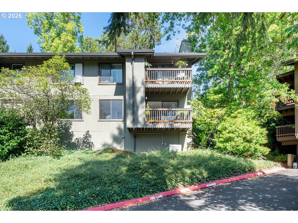 7542 Sw Barnes Rd C Property Photo 1