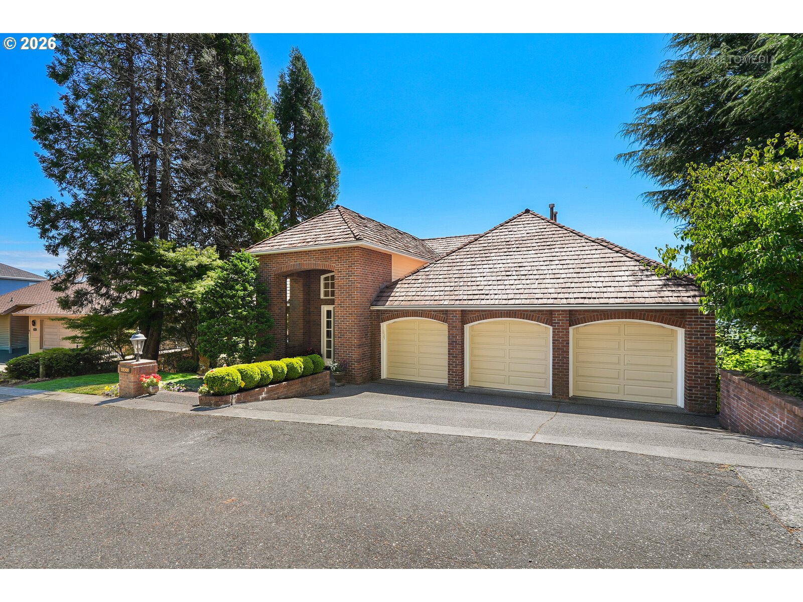 18500 Ray Ridge Dr Property Photo 3
