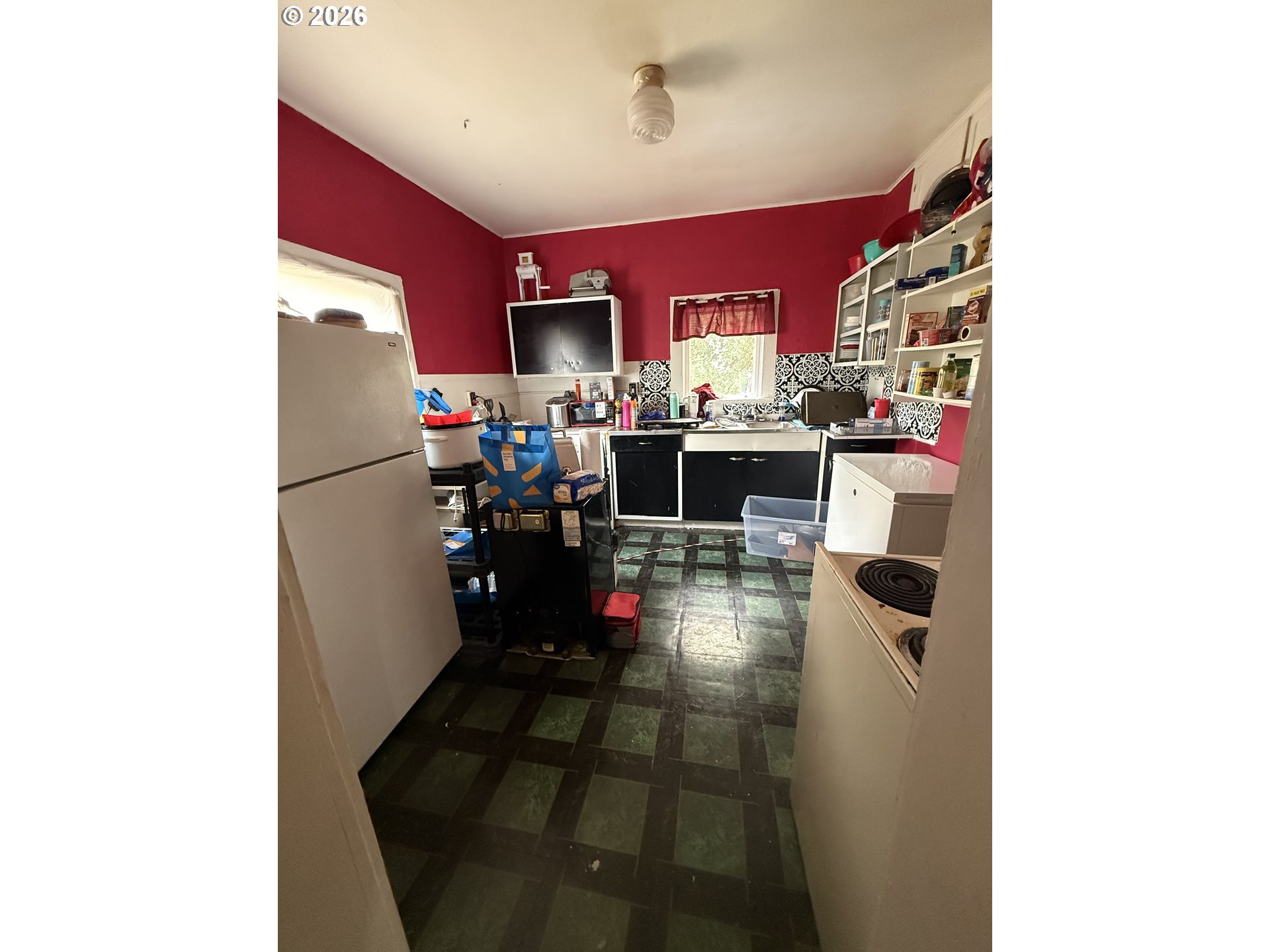 618 S Main St Property Photo 13
