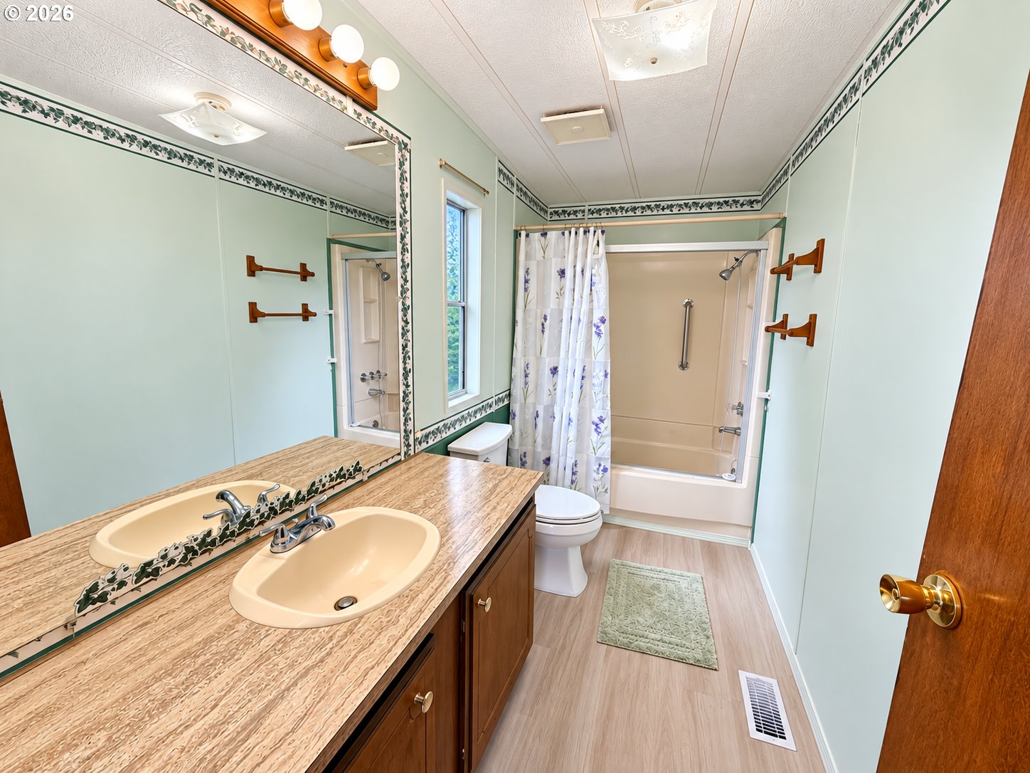 1029 Fifield St Property Photo 23