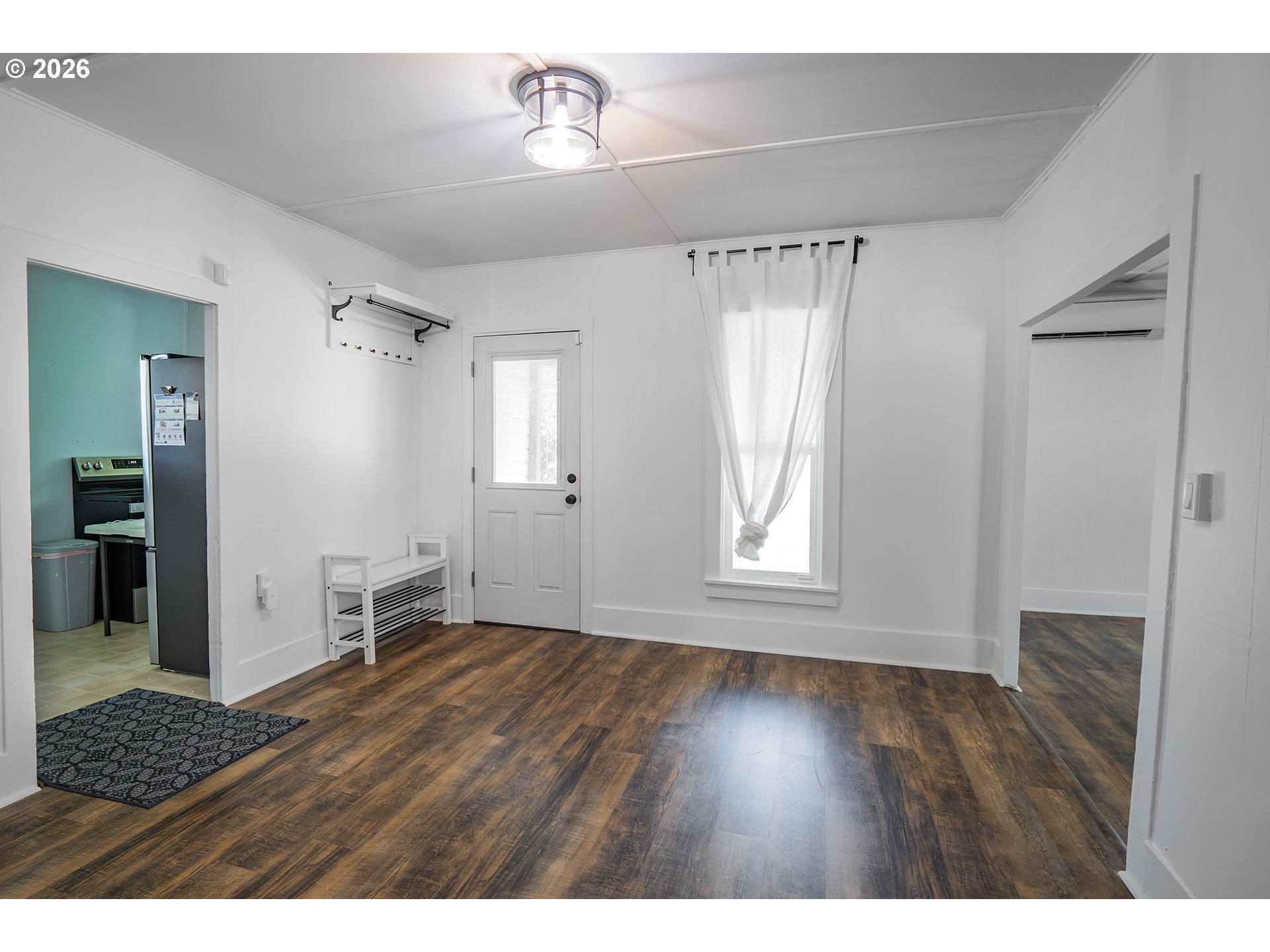 126 E Madison Ave Property Photo 11