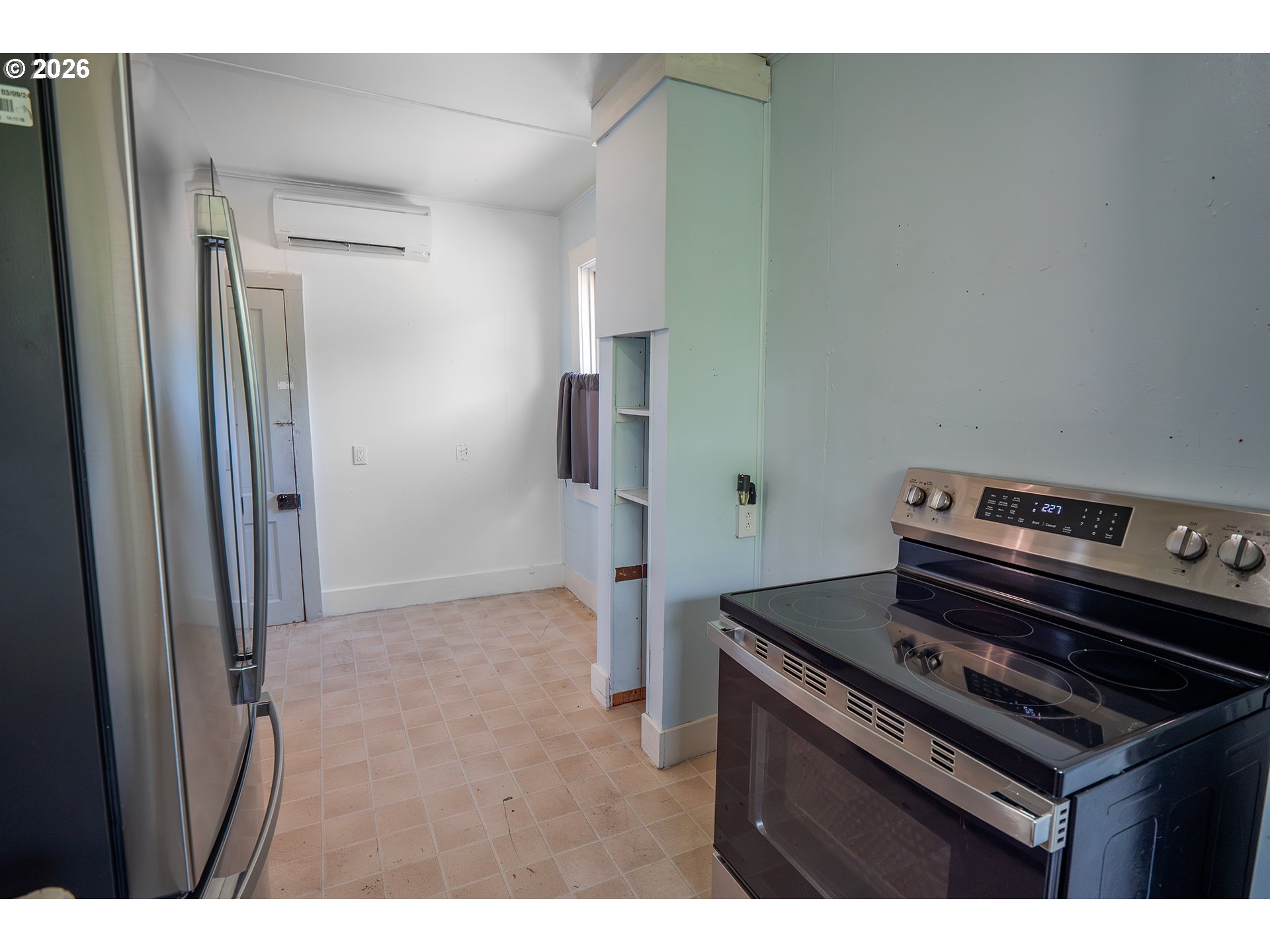 126 E Madison Ave Property Photo 17