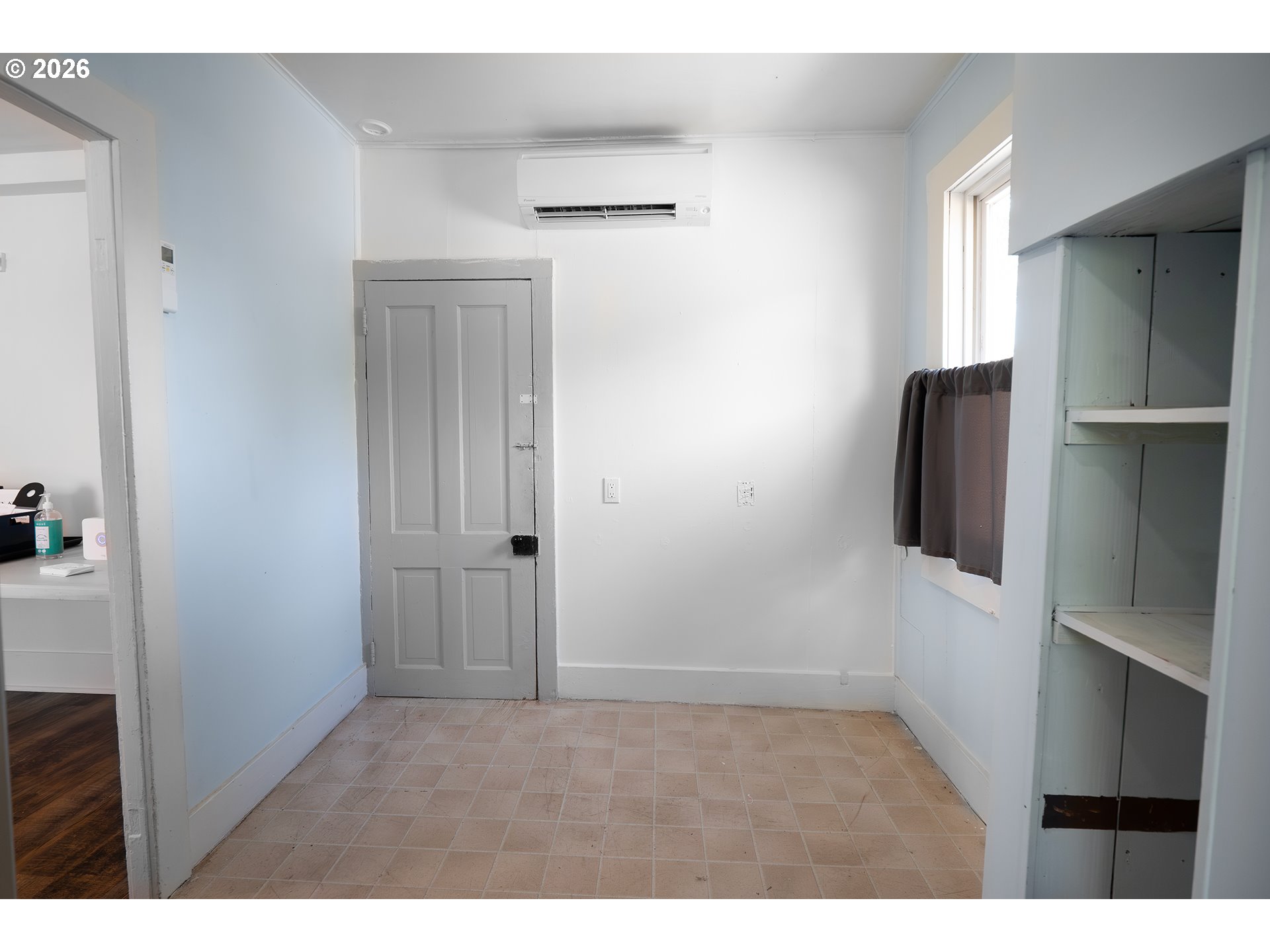 126 E Madison Ave Property Photo 18