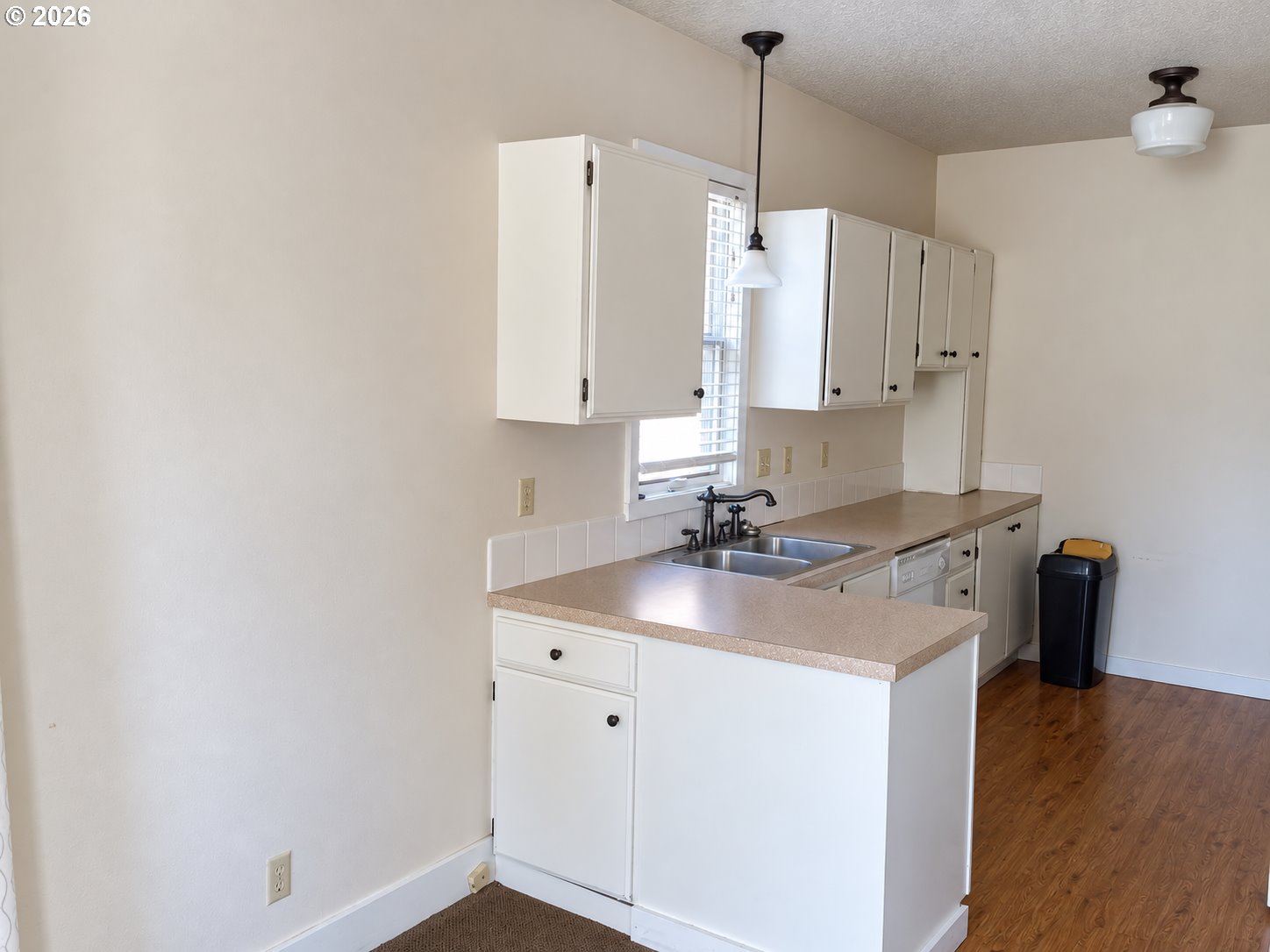 2246 Nw Glisan St Property Photo 10