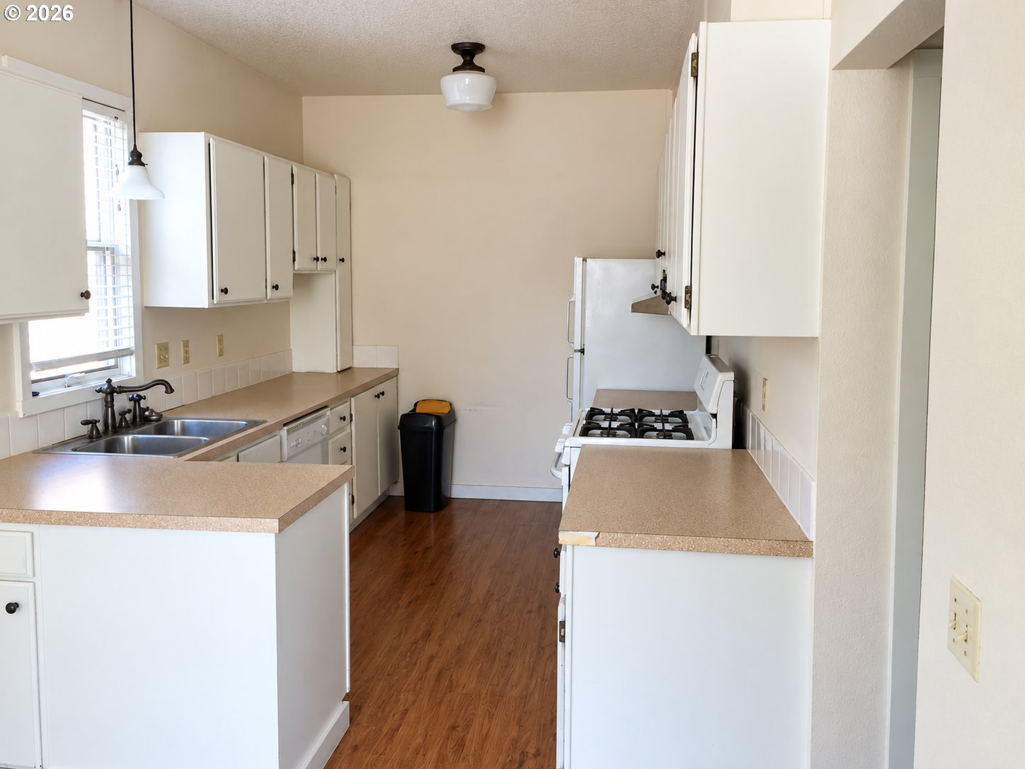 2246 Nw Glisan St Property Photo 11