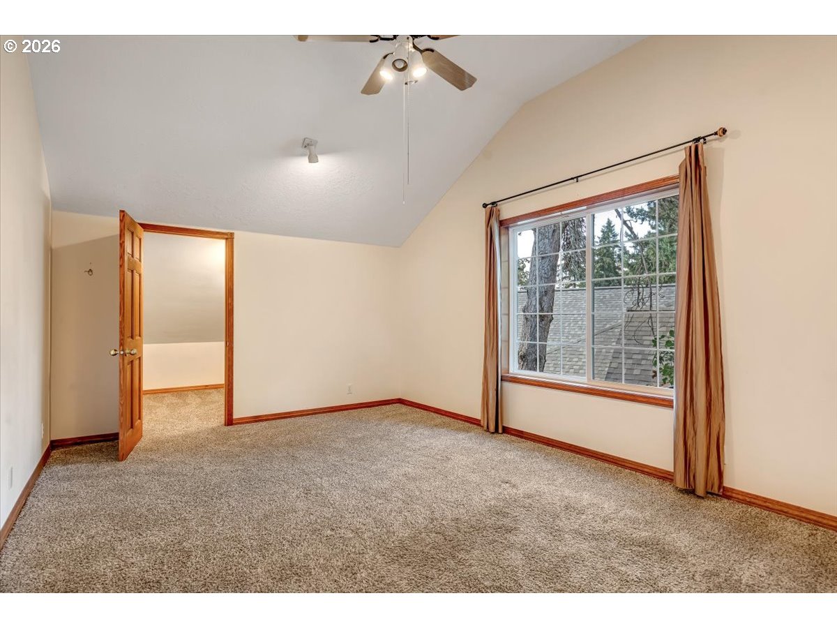 565 Shelokum Dr Property Photo 46