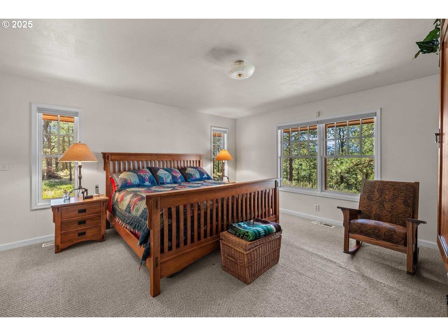 20779 Bear Gulch Rd Property Photo 14