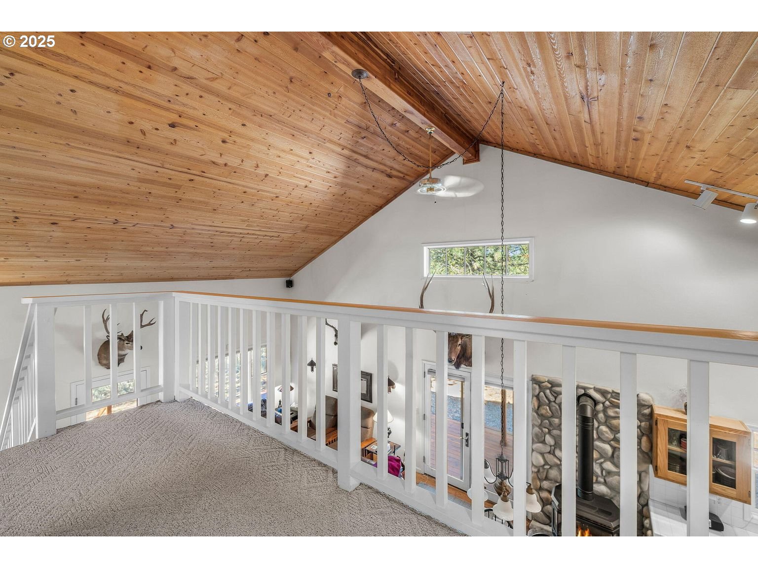 20779 Bear Gulch Rd Property Photo 17
