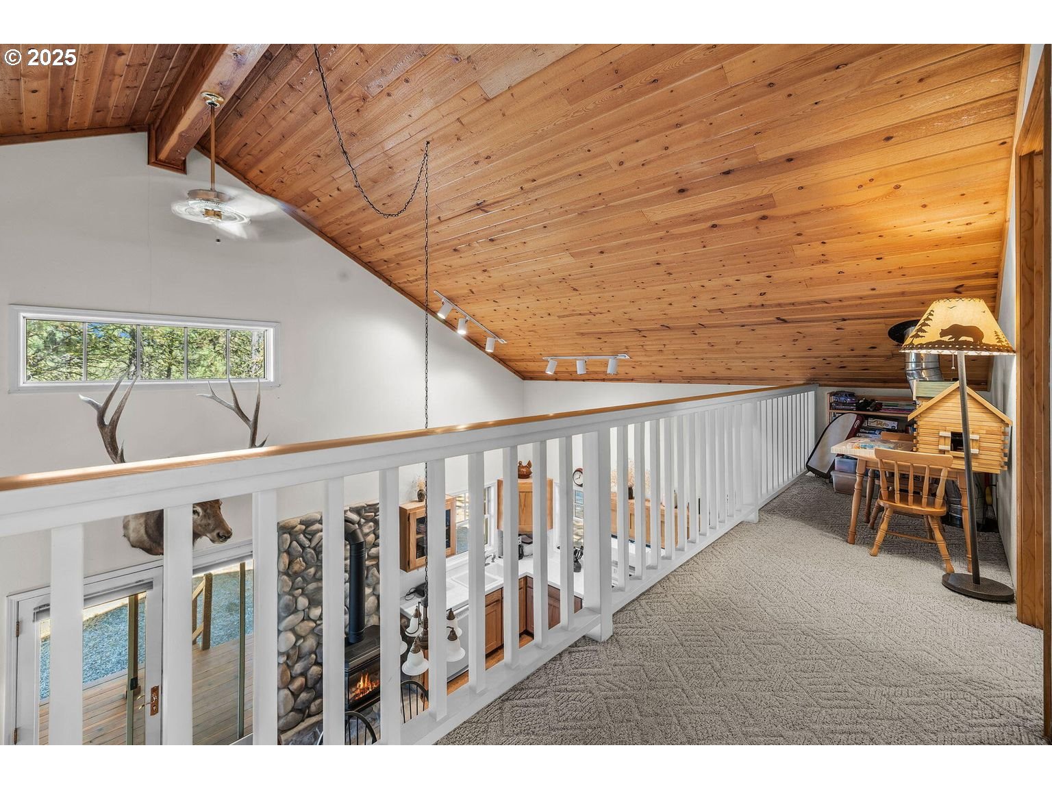20779 Bear Gulch Rd Property Photo 18
