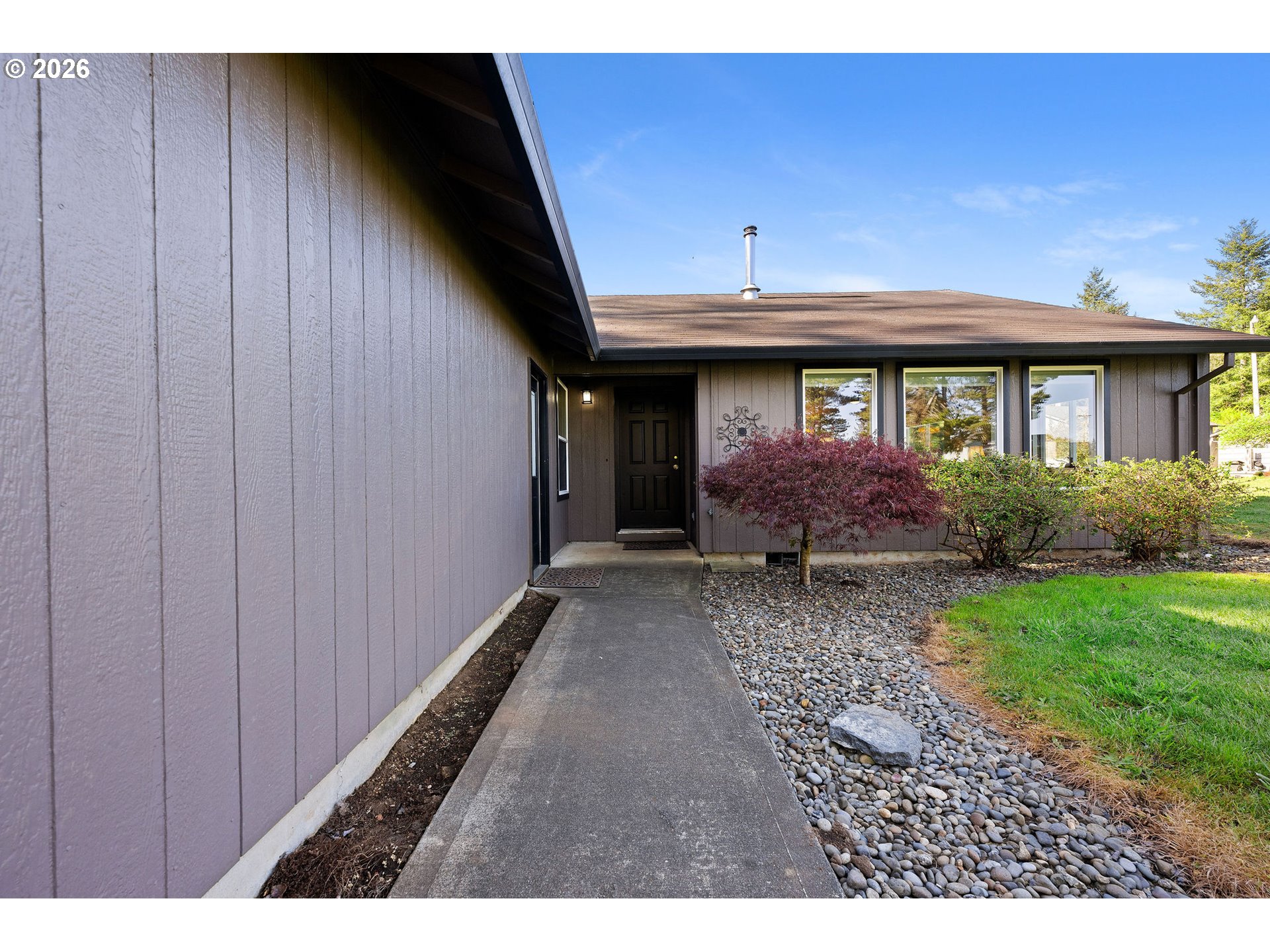 42020 Forest Court Ln Property Photo 2