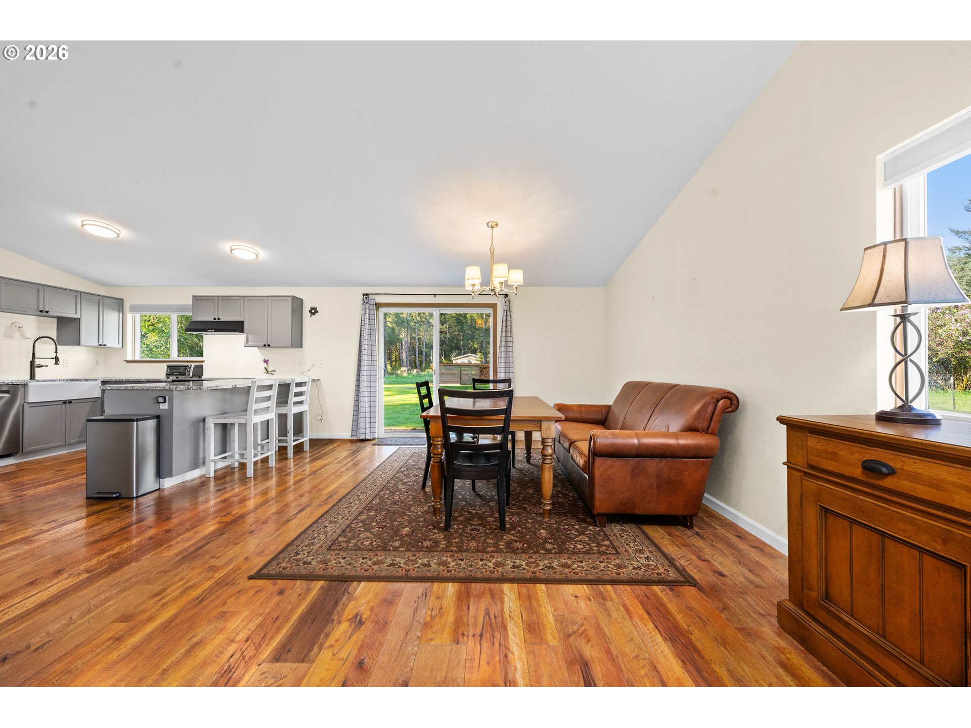 42020 Forest Court Ln Property Photo 8
