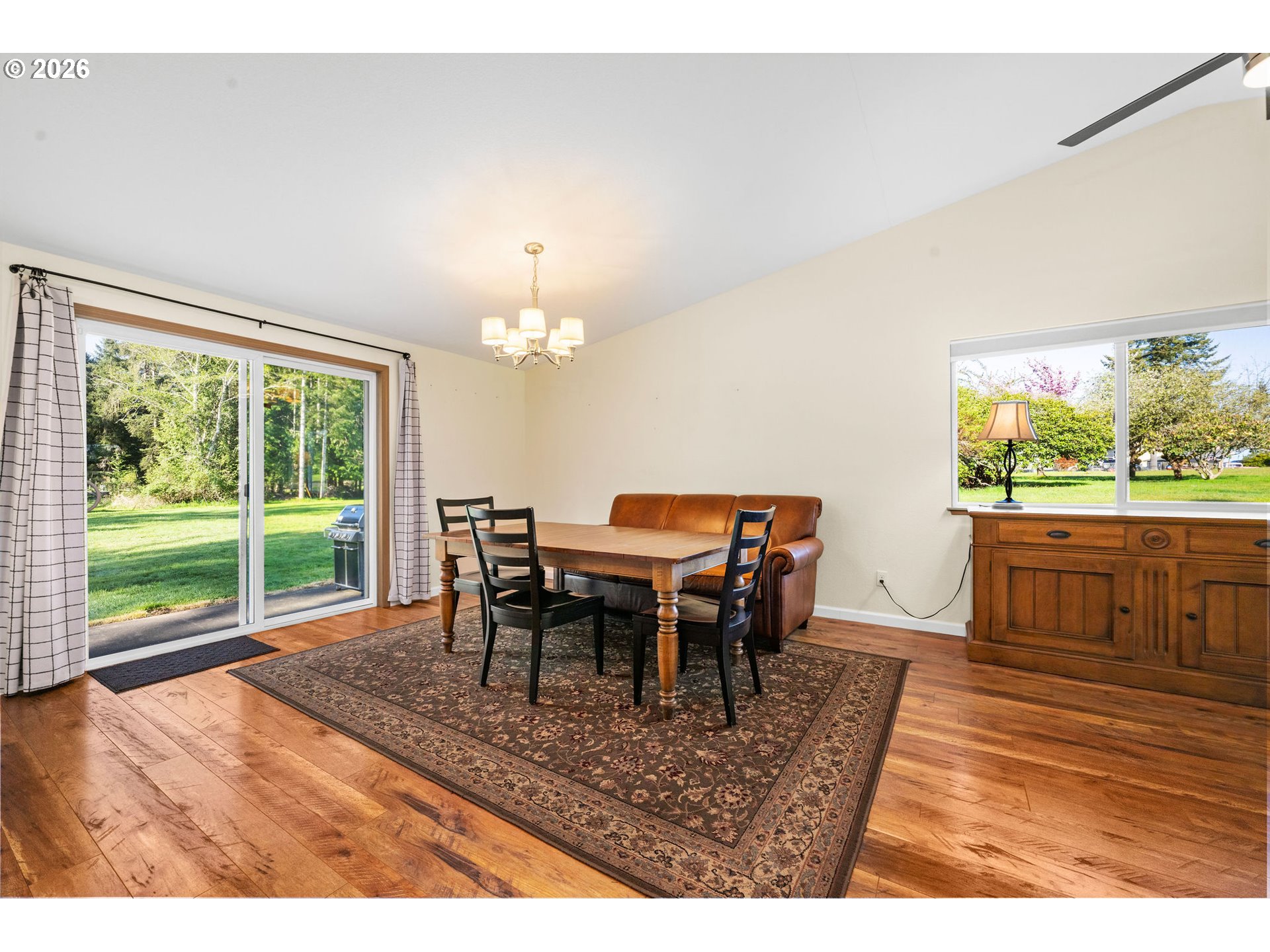 42020 Forest Court Ln Property Photo 9