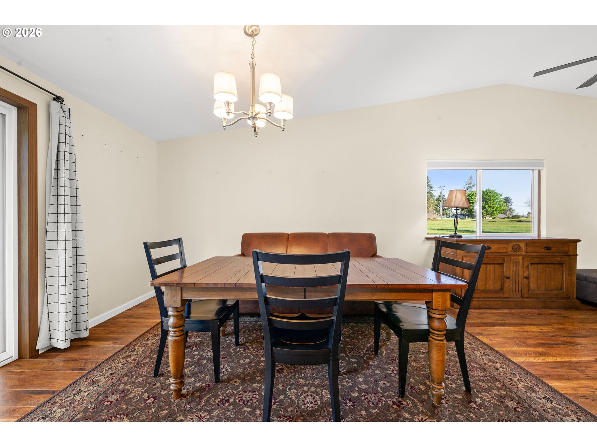 42020 Forest Court Ln Property Photo 10