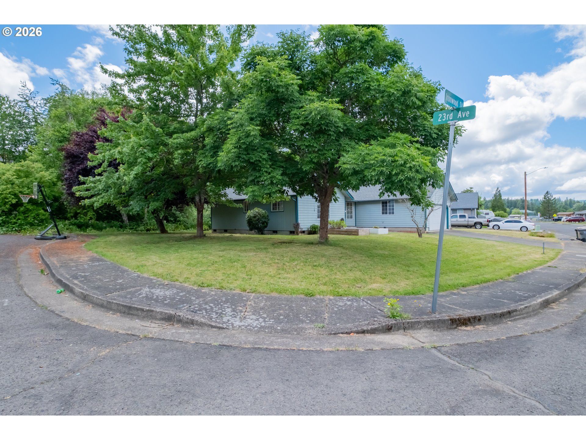 2295 Ironwood St Property Photo 31