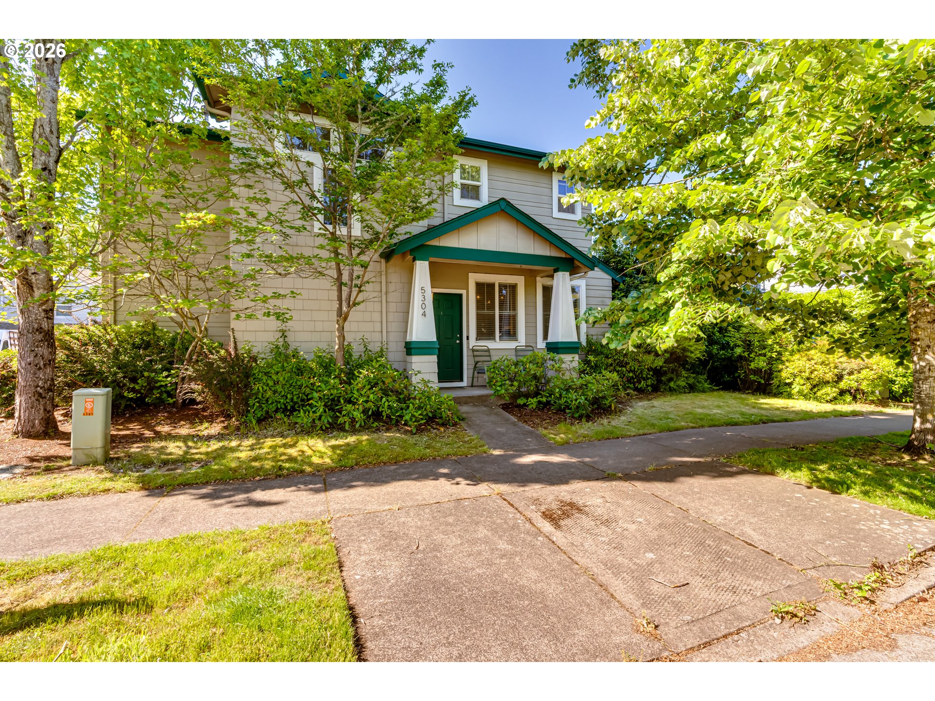 5304 Wales Dr Property Photo 1
