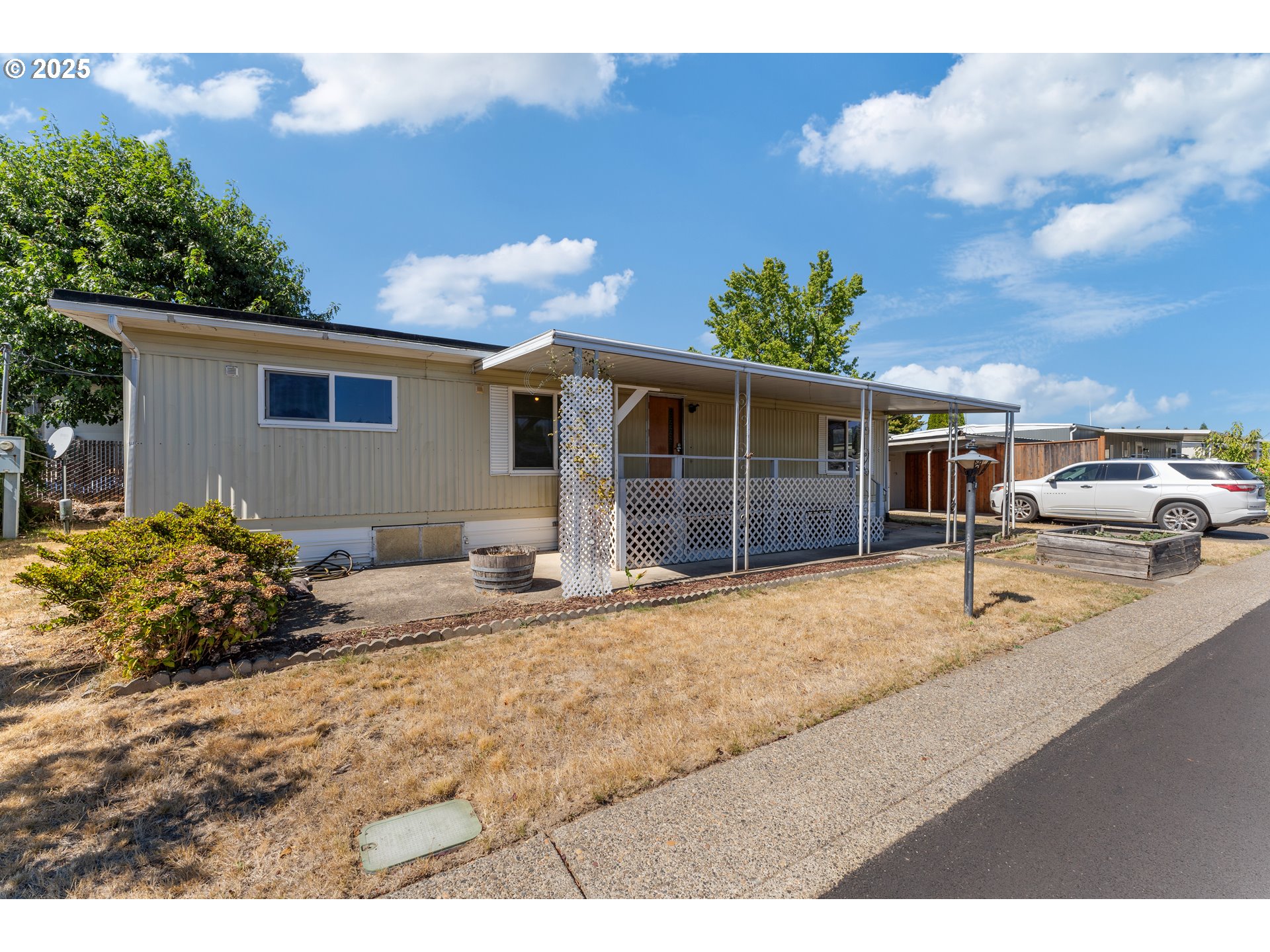 2681 Se River Rd 8 Property Photo 24
