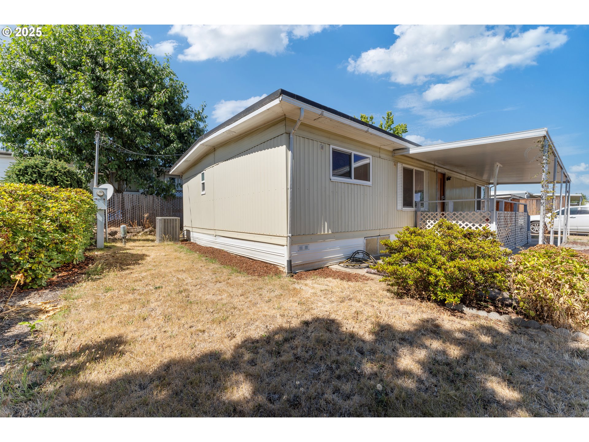 2681 Se River Rd 8 Property Photo 25