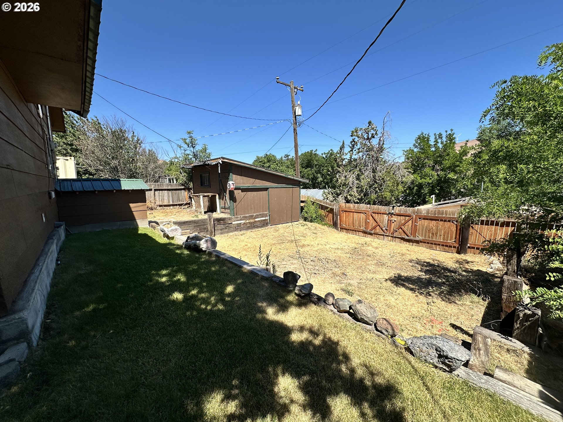165 E Jefferson St Property Photo 4