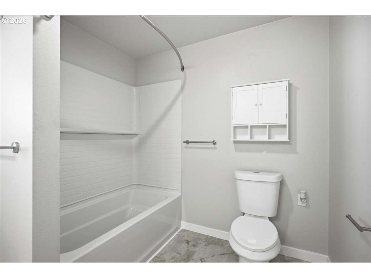 221 Briggs Dr Property Photo 16