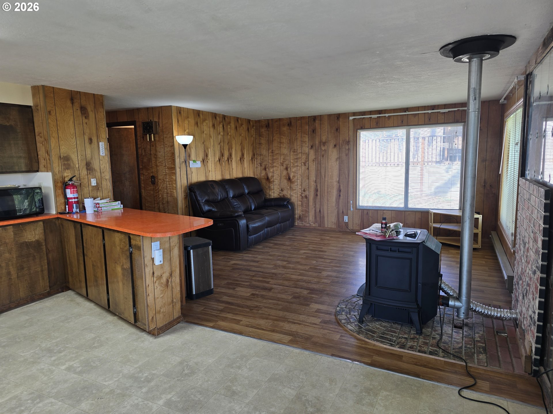 58 S High Rd Property Photo 7