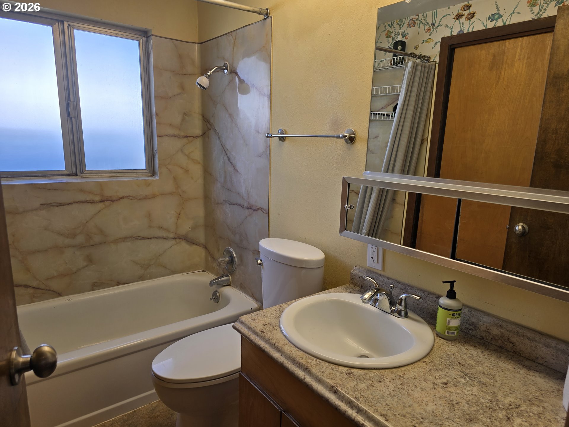 58 S High Rd Property Photo 9