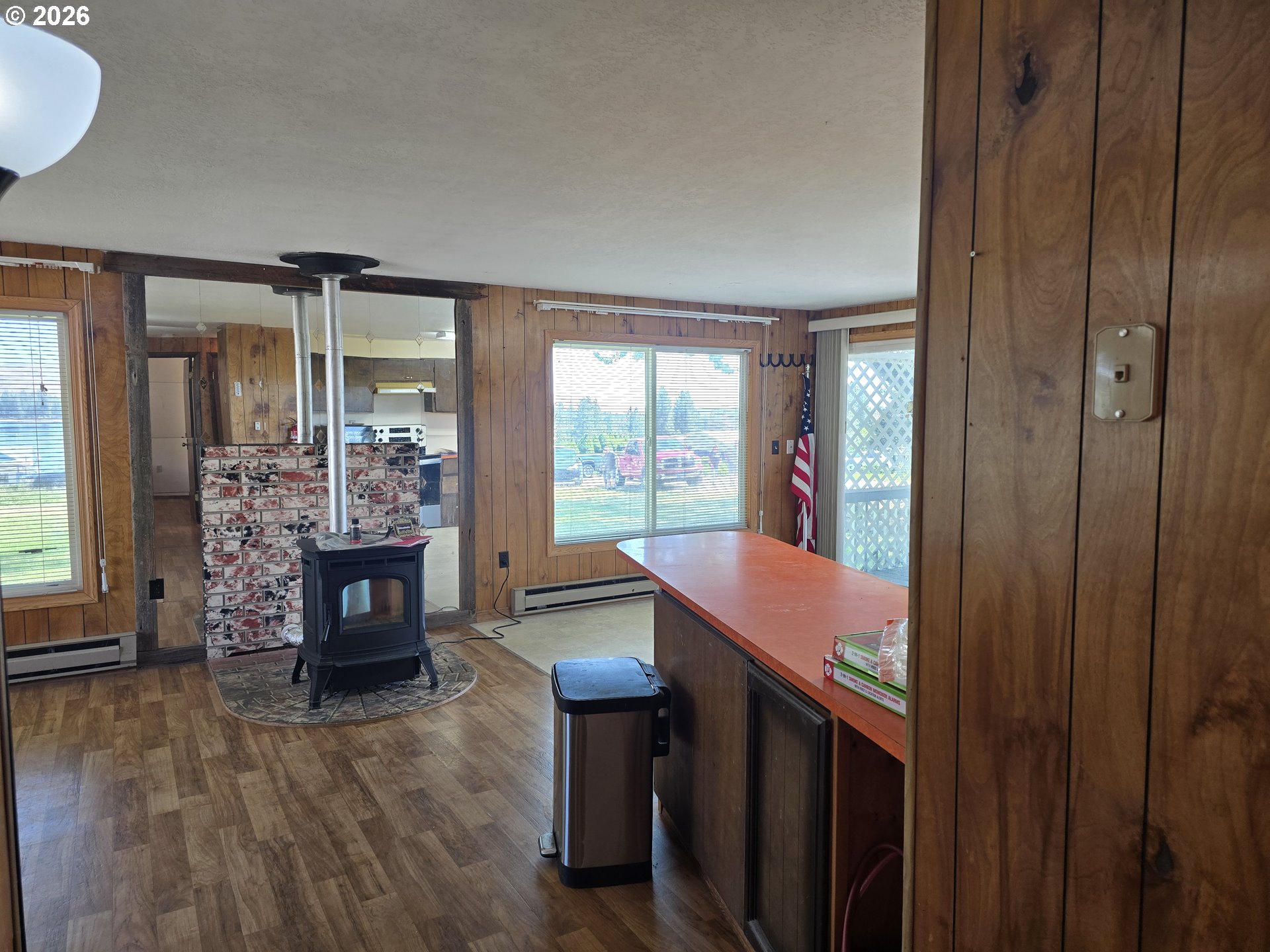 58 S High Rd Property Photo 14