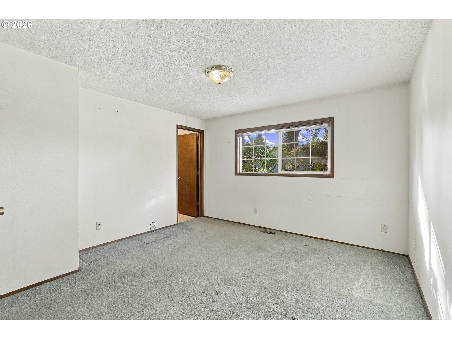 3739 Ne Olympic St Property Photo 23