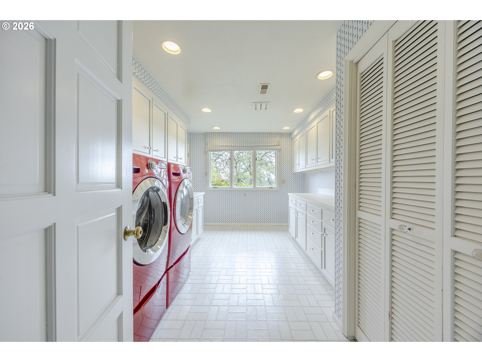 420 Spyglass Dr Property Photo 35