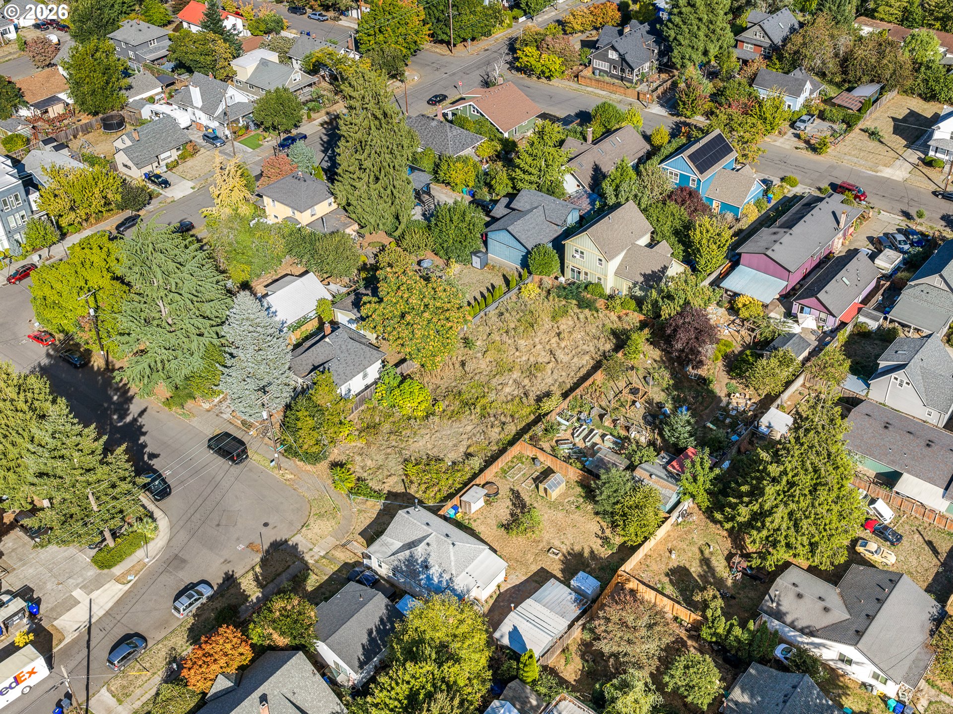 7298 N Mohawk Ave Property Photo 3