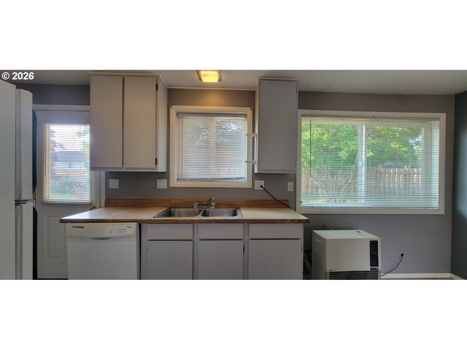 302 E Poplar Property Photo 10