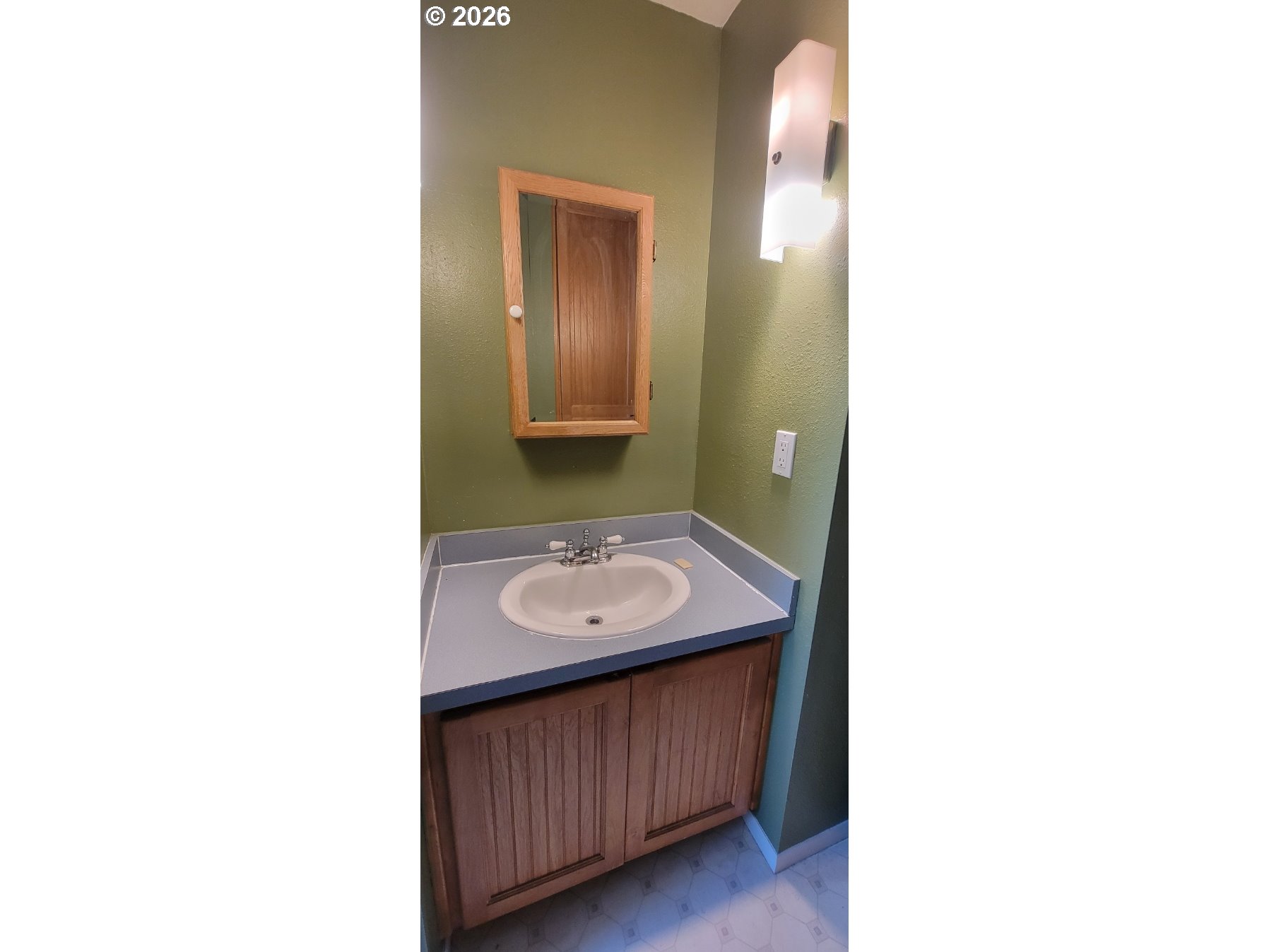 302 E Poplar Property Photo 17