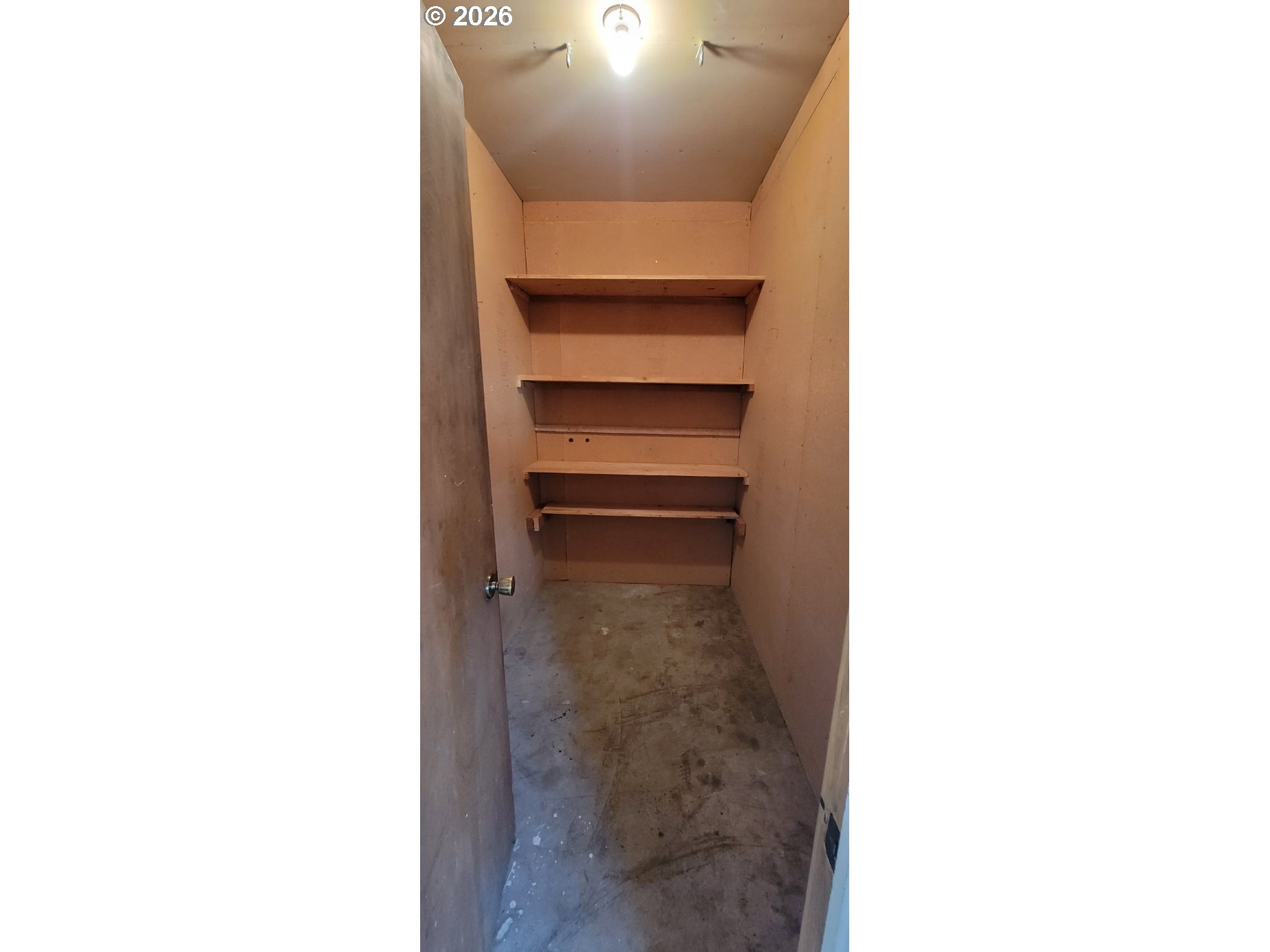 302 E Poplar Property Photo 21