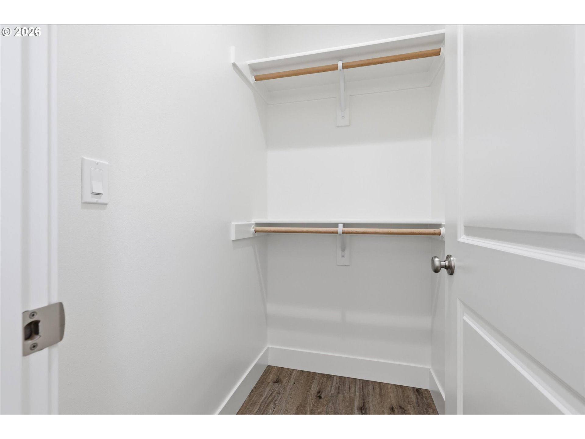 2073 Ne Mulberry Loop Property Photo 9