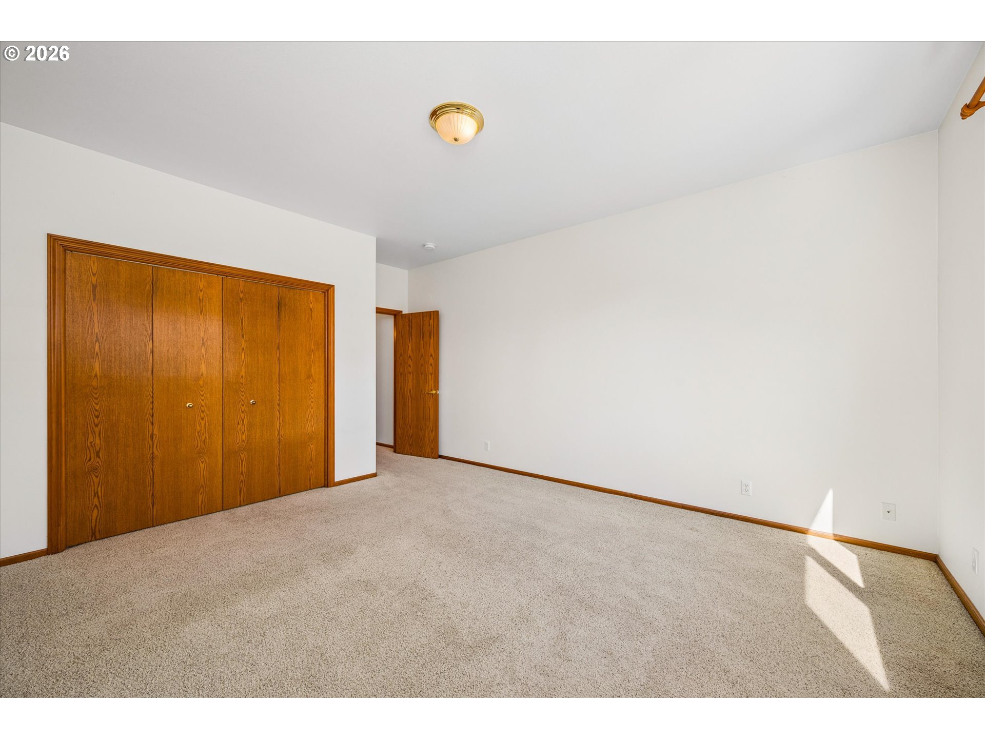 1880 Lake Cove Ave Property Photo 8