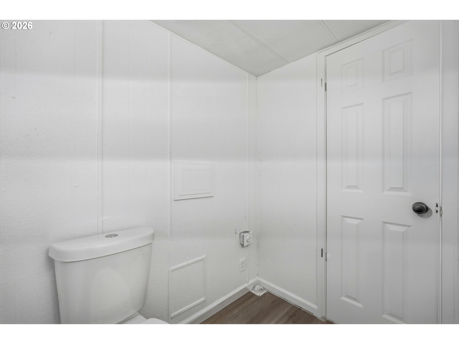 340 Ne Crest St 5 Property Photo 20