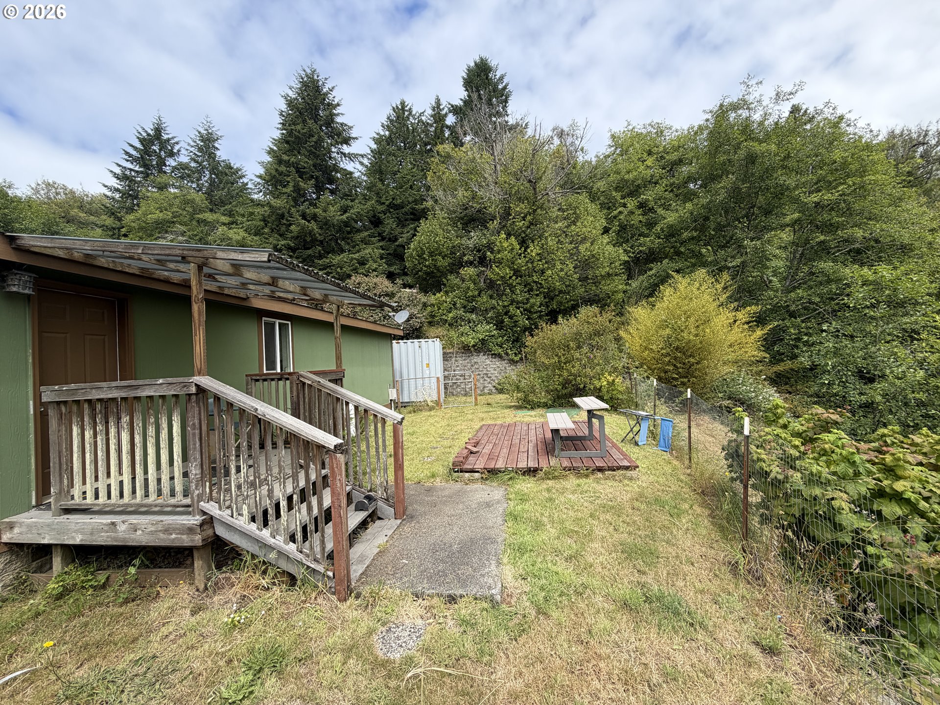 17021 Ferry Creek Heights Rd Property Photo 2