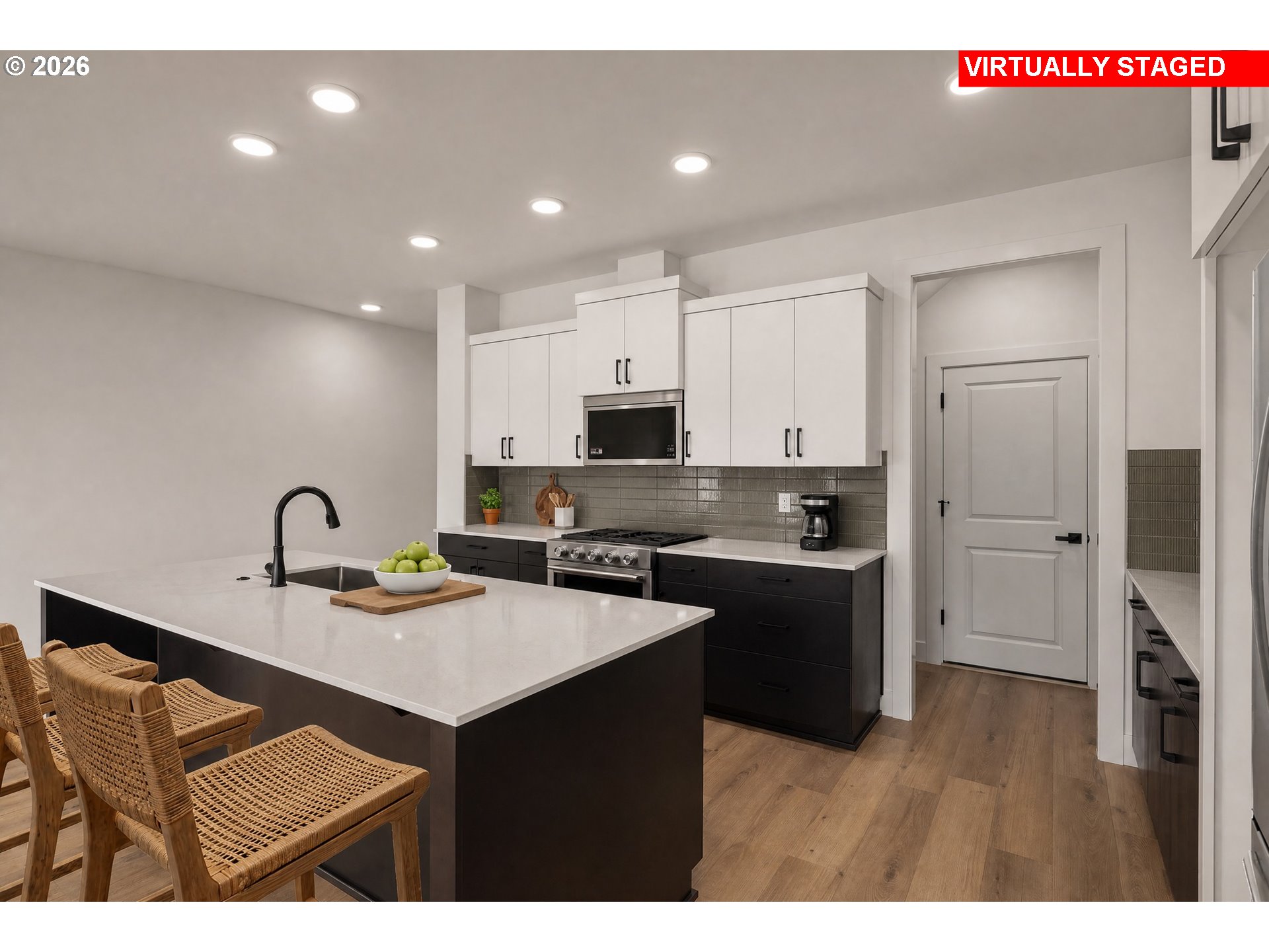 132 Randall Street Property Photo 7