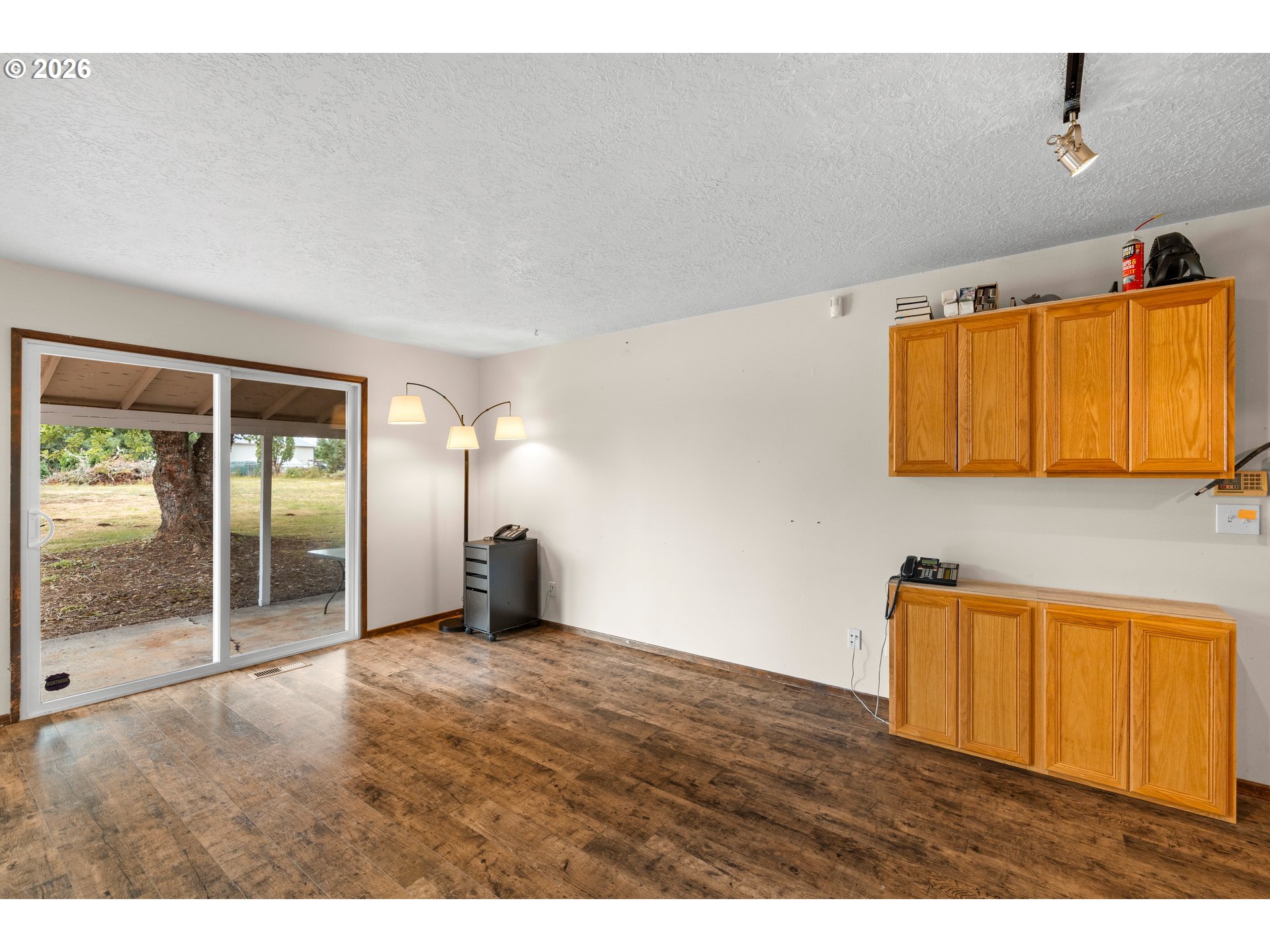 14630 Leland Rd Property Photo 6