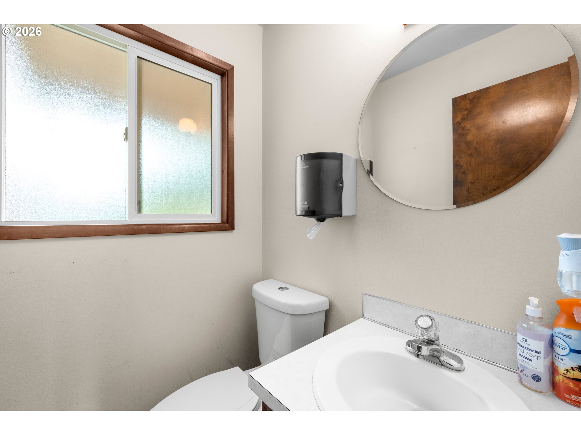 14630 Leland Rd Property Photo 13