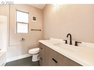 2885 Ne Couch St Property Photo 17