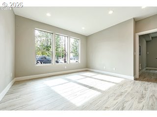 2885 Ne Couch St Property Photo 30