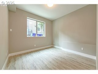 2885 Ne Couch St Property Photo 36